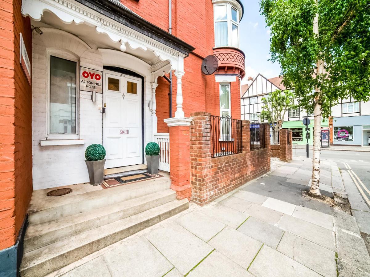 Oyo Tamtam Acton Hotel London Bagian luar foto